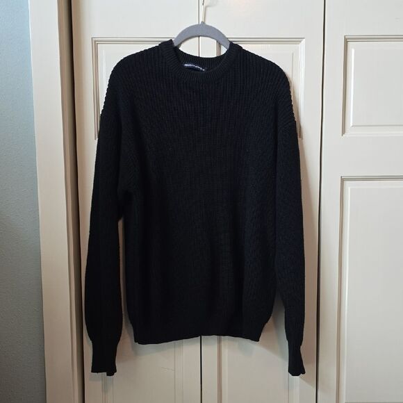 Brandy Melville Black Crewneck Sweater. Classic Cable Knit, One Size. Great Cond - Picture 1 of 7